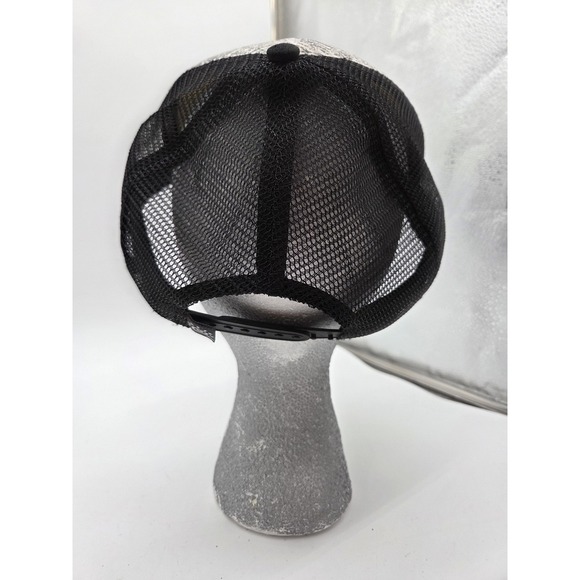 Del Sol Hat Cap Snap Back Black White Mesh Trucker Patch OSFM Polyester Mens - Picture 3 of 7